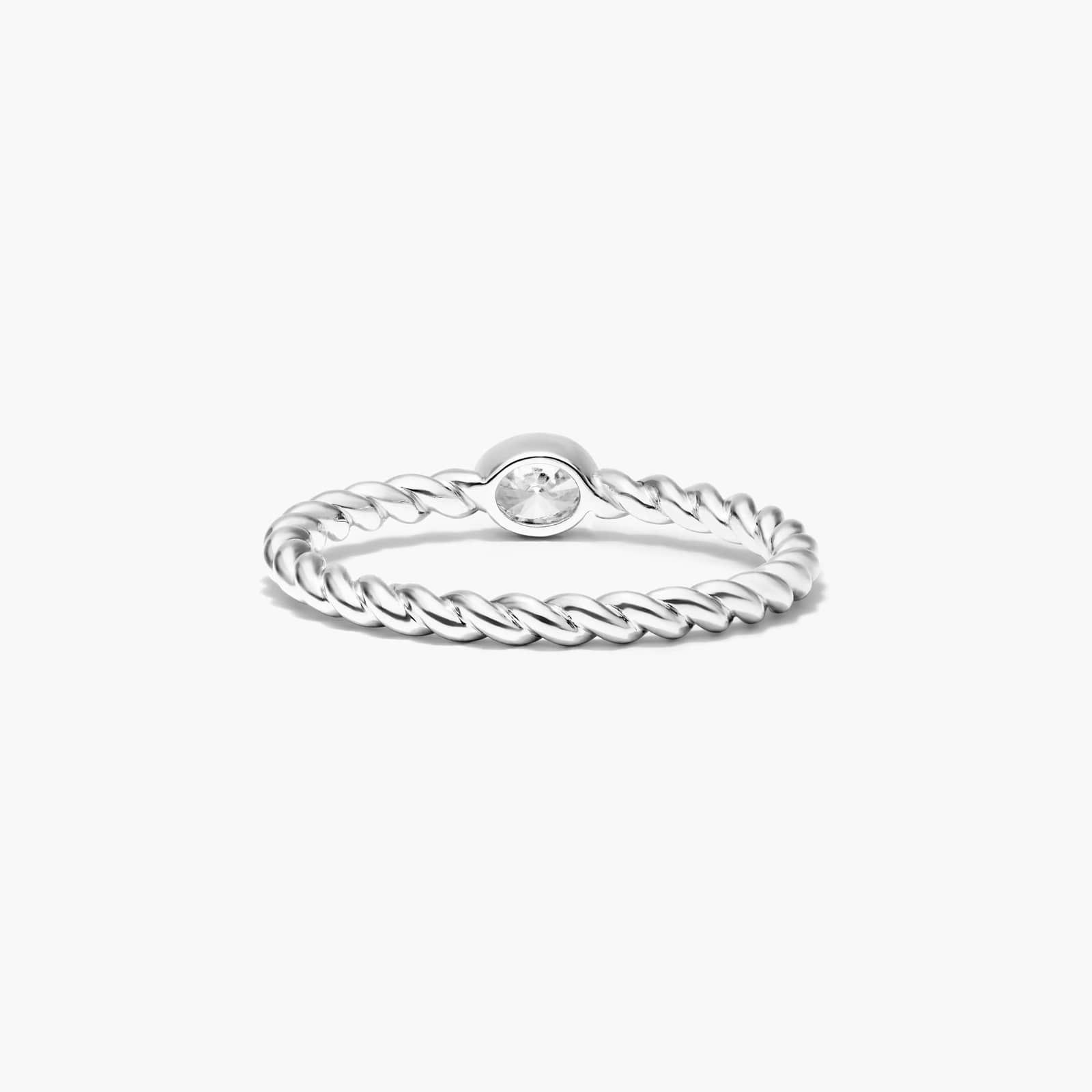 Oval Cut Diamond Solitaire Cable Ring In 14K White Gold