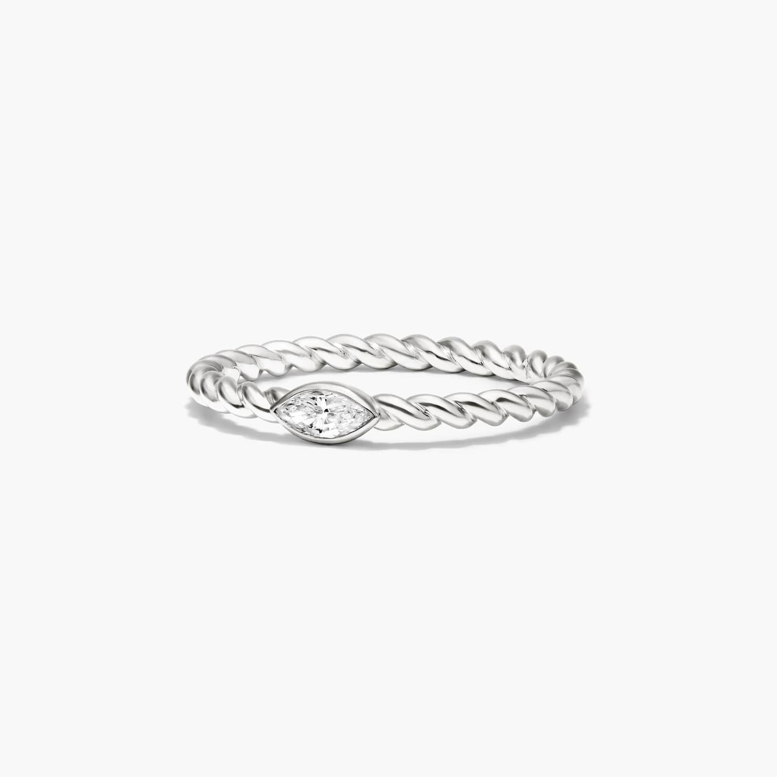 Marquise Cut Diamond Solitaire Cable Ring In 14K White Gold