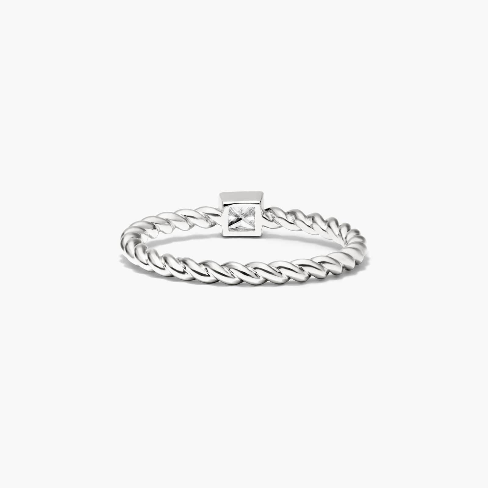 Princess Cut Diamond Solitaire Cable Ring In 14K White Gold