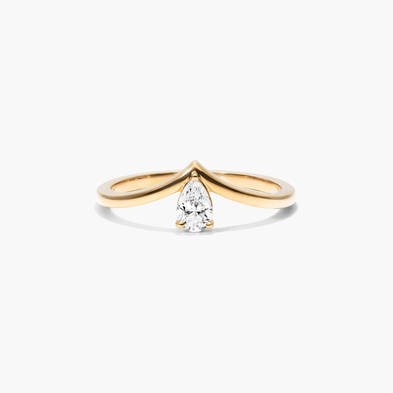 Pear Shape Diamond Pinnacle Ring In 14K Yellow Gold
