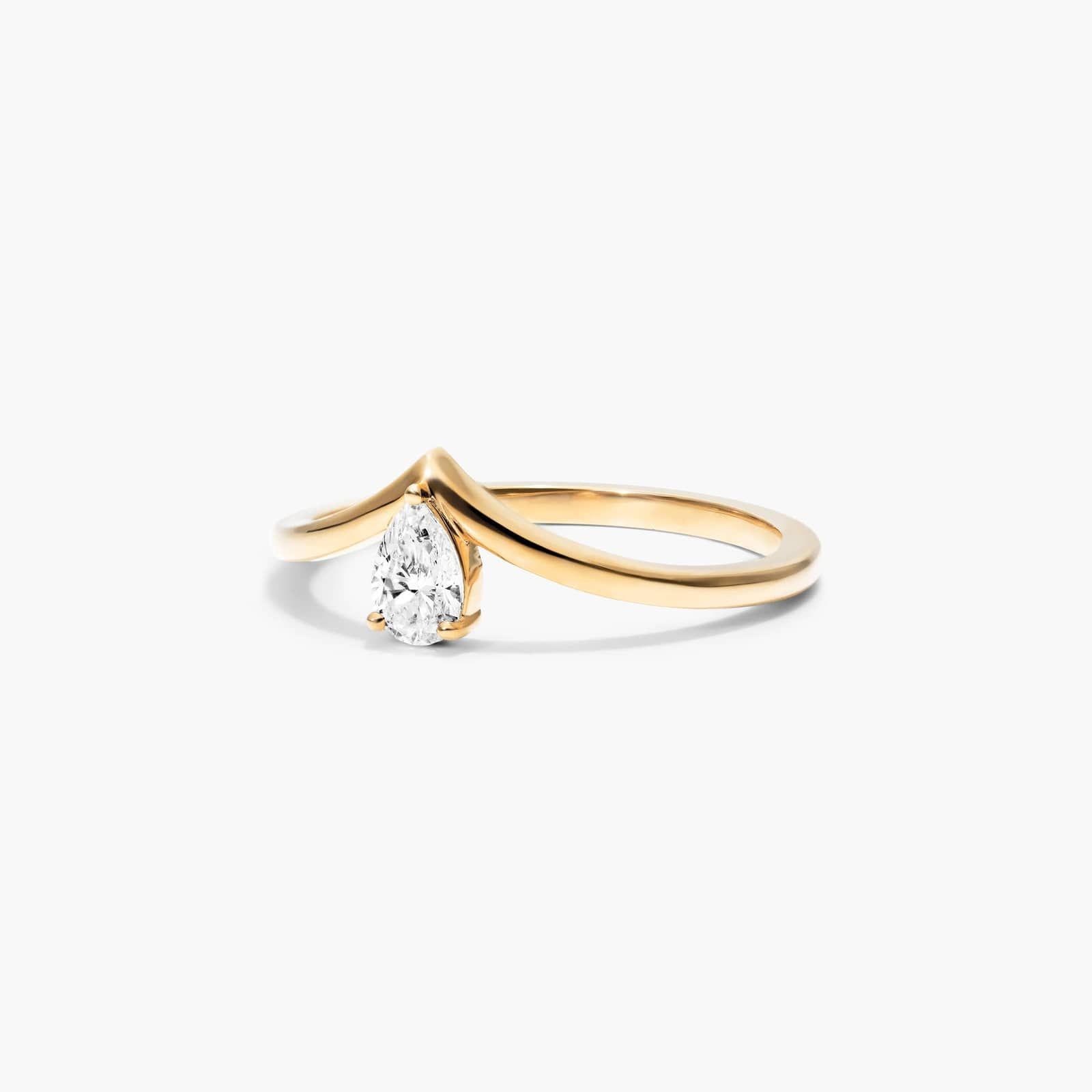 Pear Shape Diamond Pinnacle Ring In 14K Yellow Gold