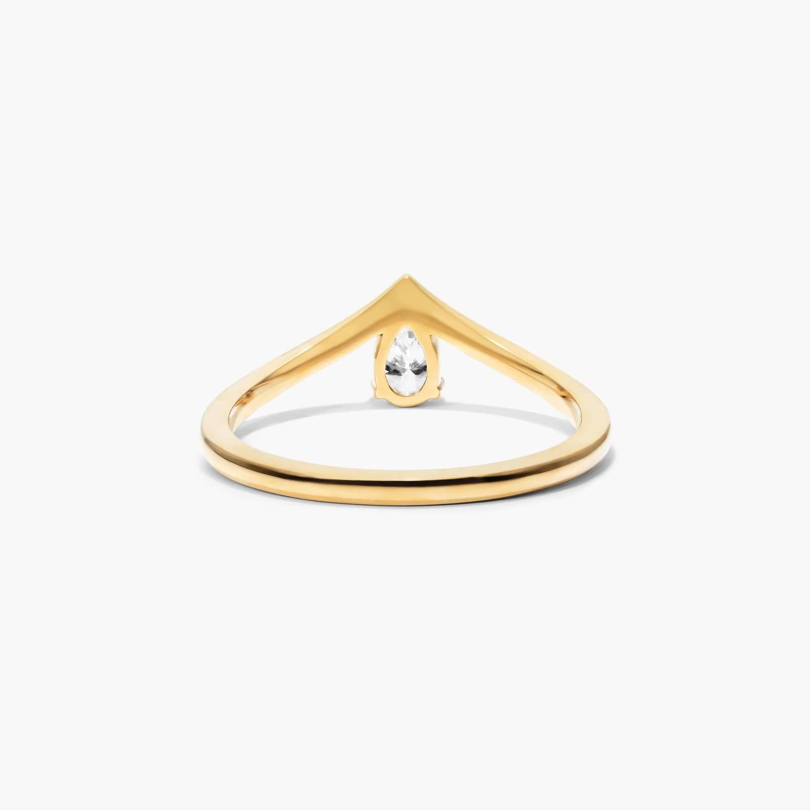 Pear Shape Diamond Pinnacle Ring In 14K Yellow Gold