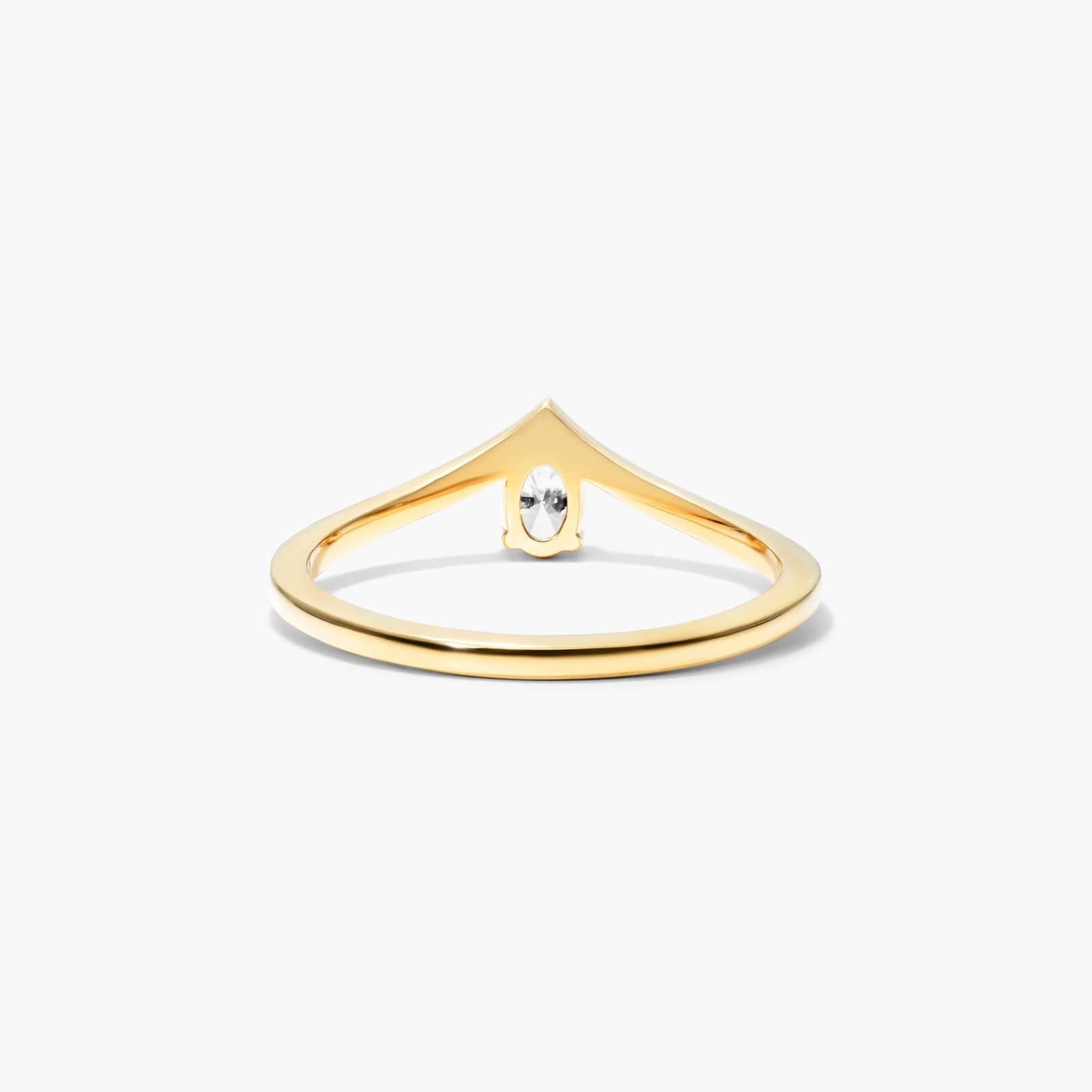 Oval Cut Diamond Pinnacle Ring In 14K Yellow Gold