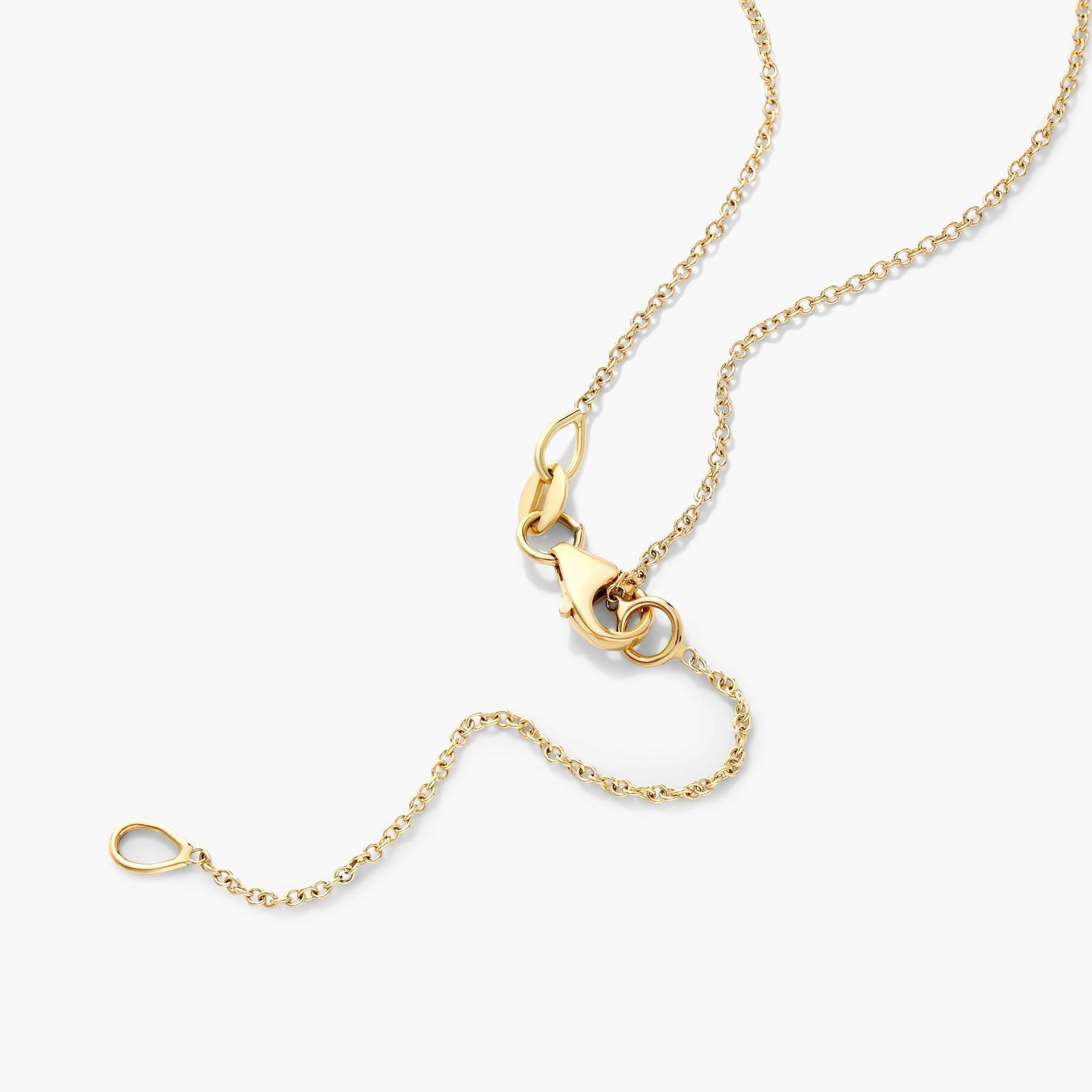 Mixed Diamond Circle Necklace In 14K Yellow Gold