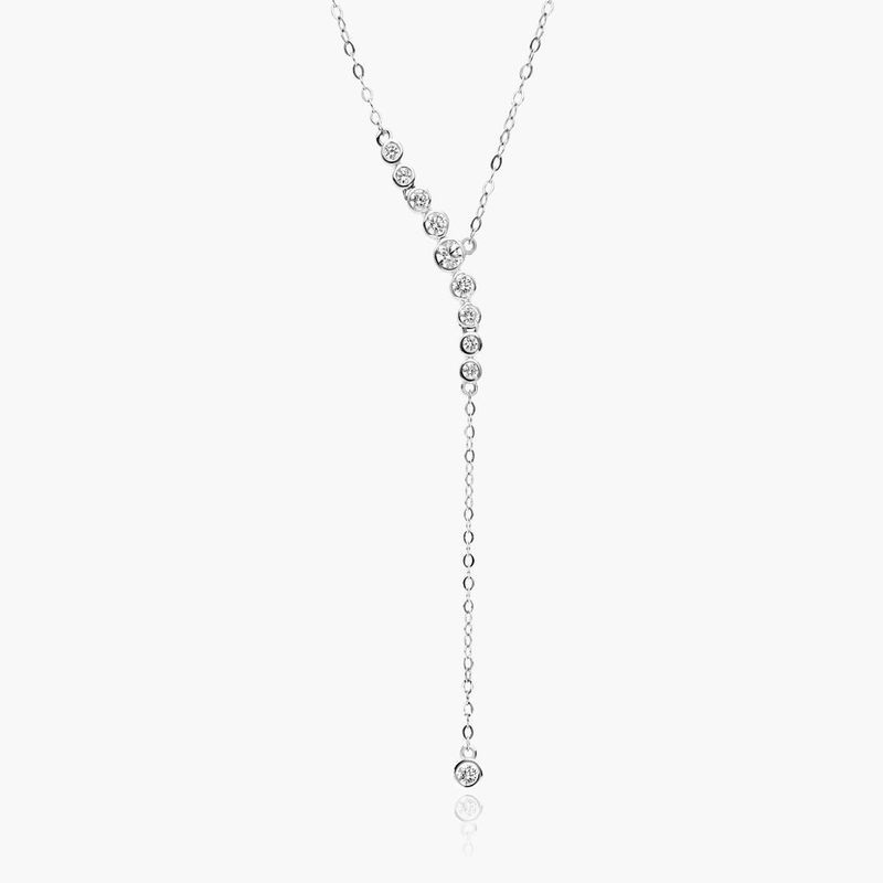 Graduated Diamond Lariat Necklace In 14K White Gold