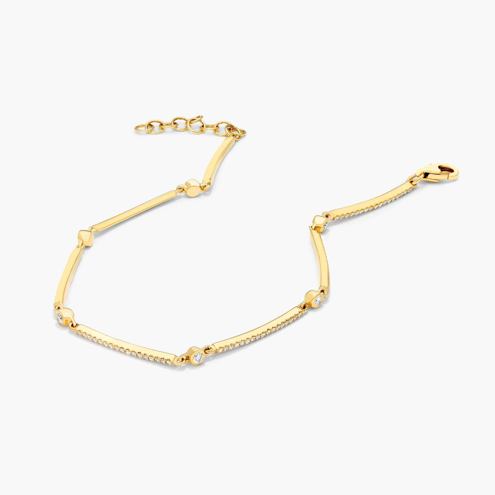 Bar Diamond Bracelet In 14K Yellow Gold