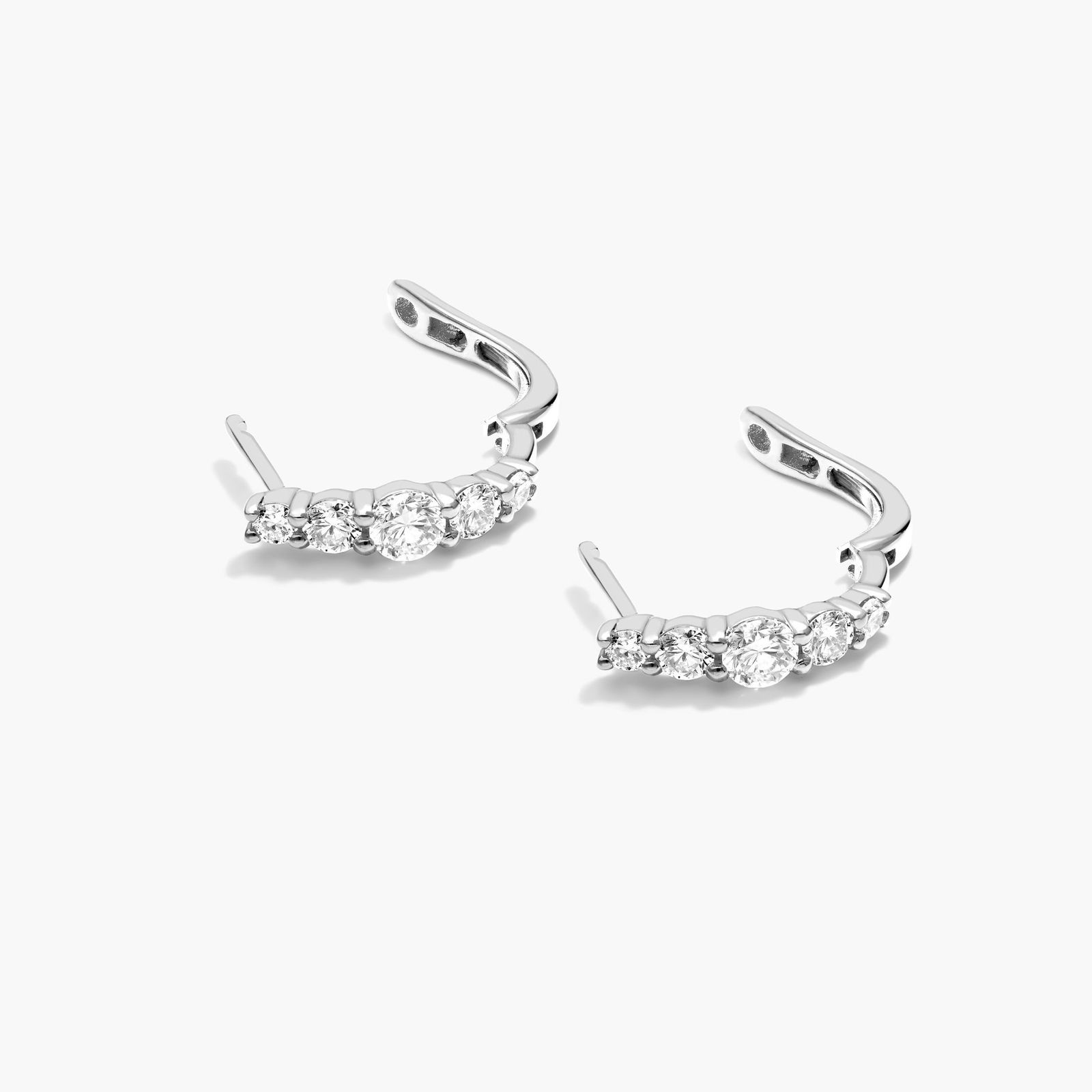 14K White Gold Graduating Lab-Grown Diamond Hoop Earrings