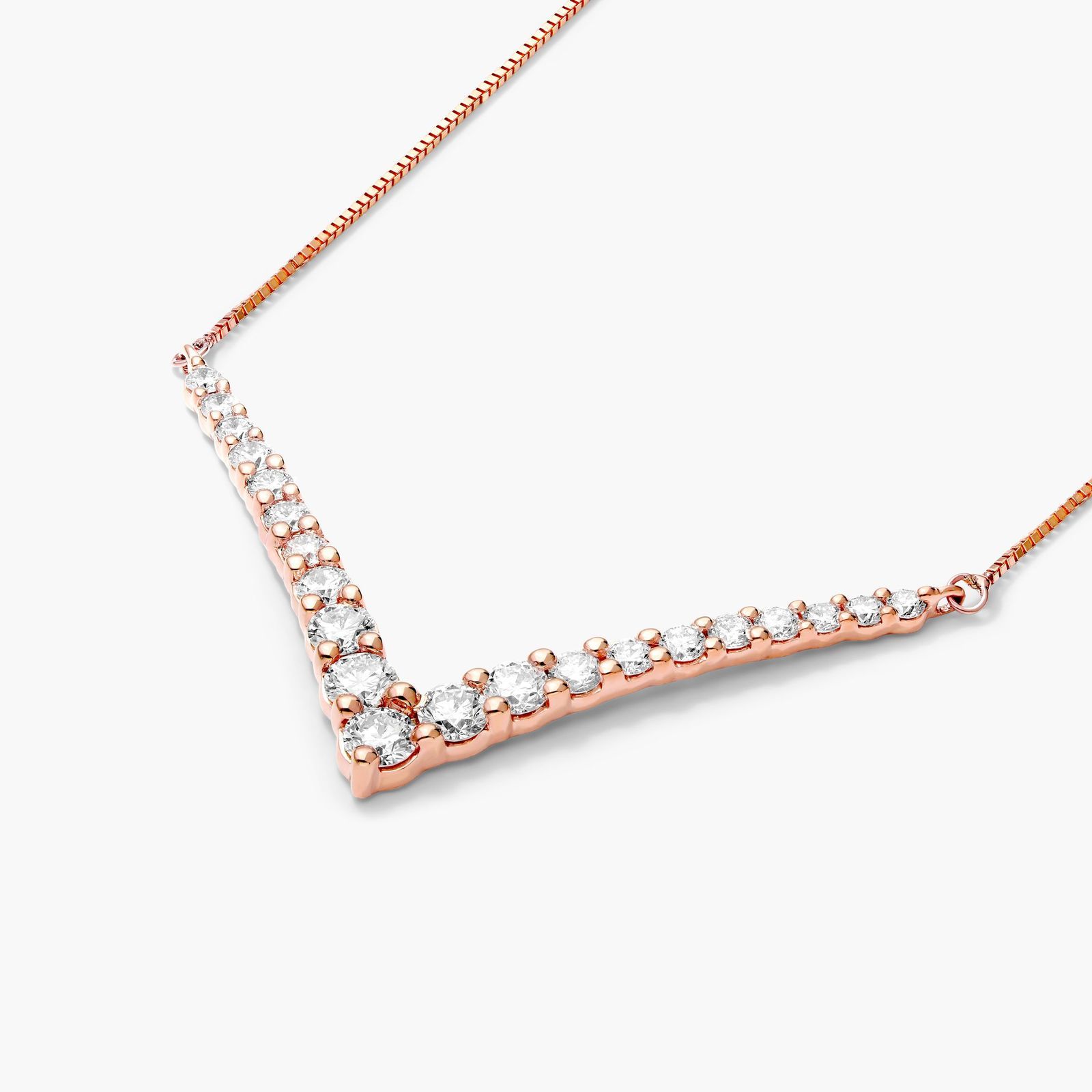 Lab-Grown Diamond Graduated V Shape Bar Necklace In 14K Rose Gold