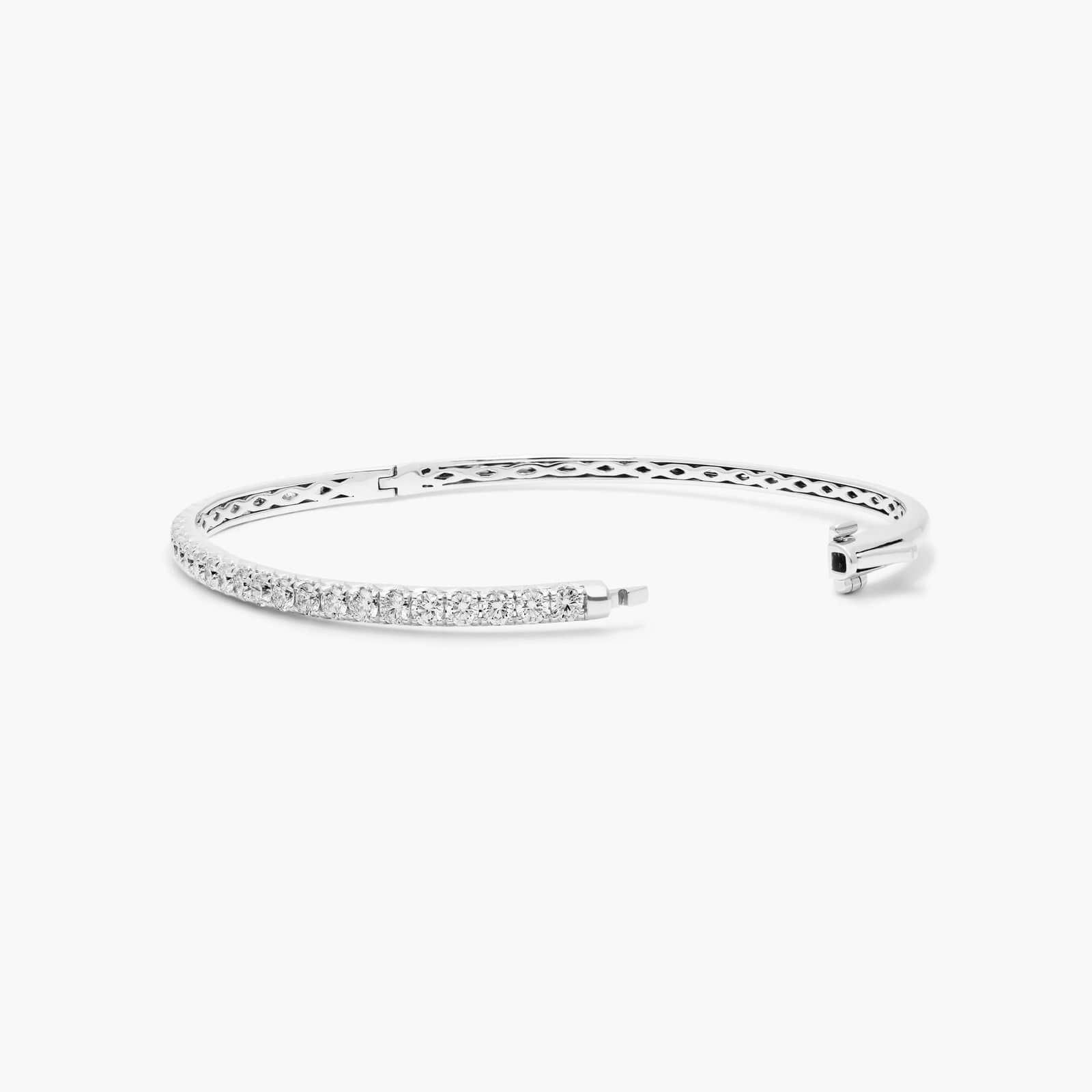 Classic Bangle Diamond Bracelet In 14K White Gold