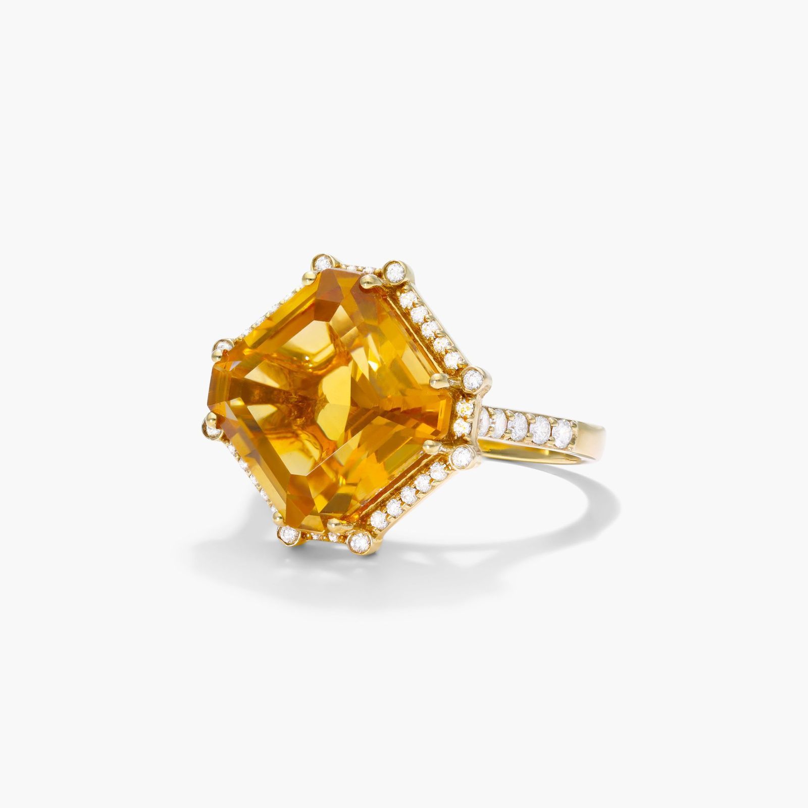 18K Yellow Gold Octagon Citrine and Diamond Ring (12.0x12.0mm)