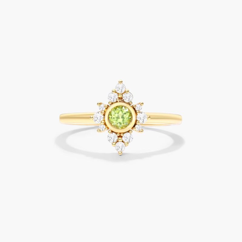 Lace Peridot And Diamond Ring In 14K Yellow Gold
