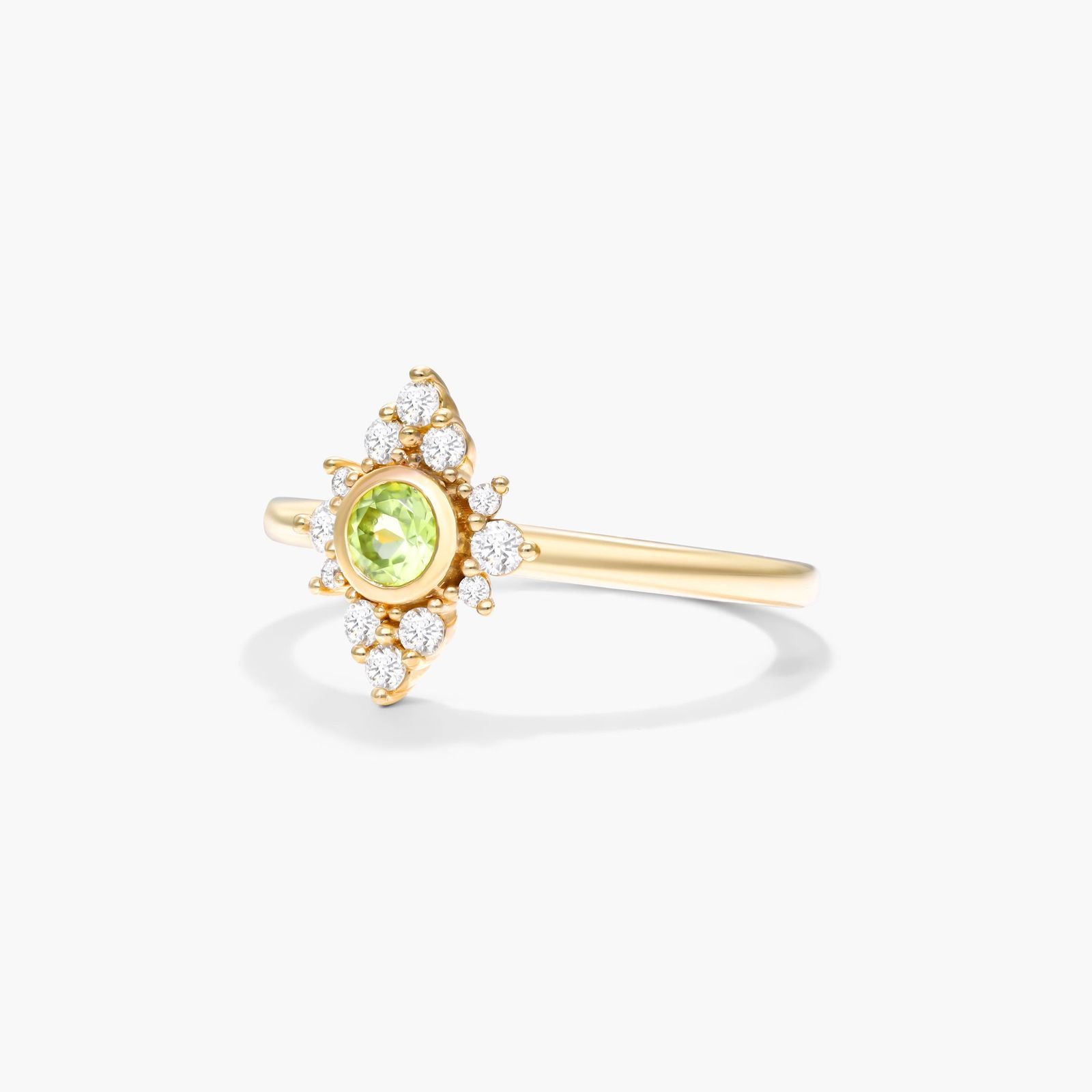 Lace Peridot And Diamond Ring In 14K Yellow Gold
