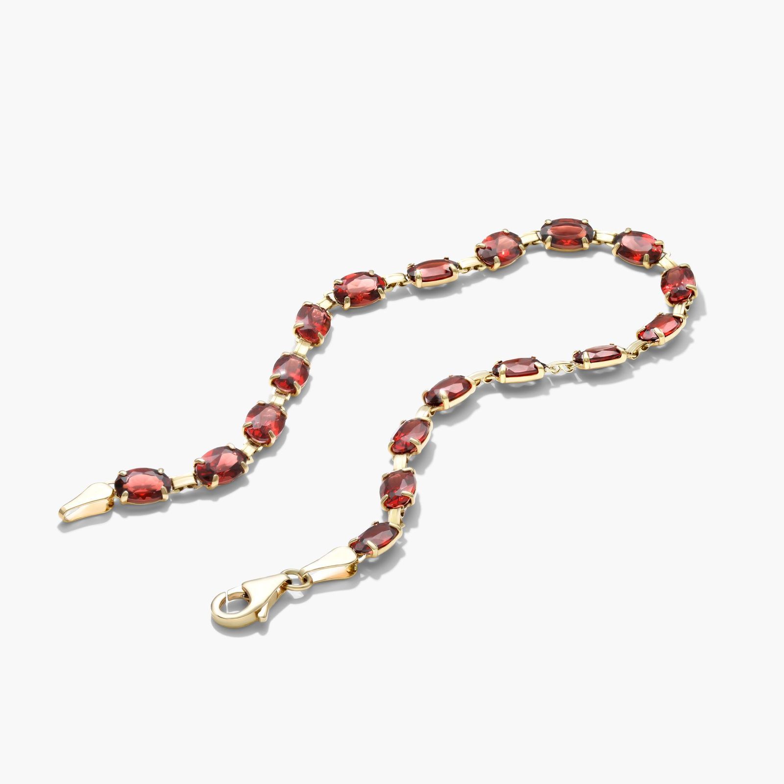 Garnet Line Bracelet In 14K Yellow Gold
