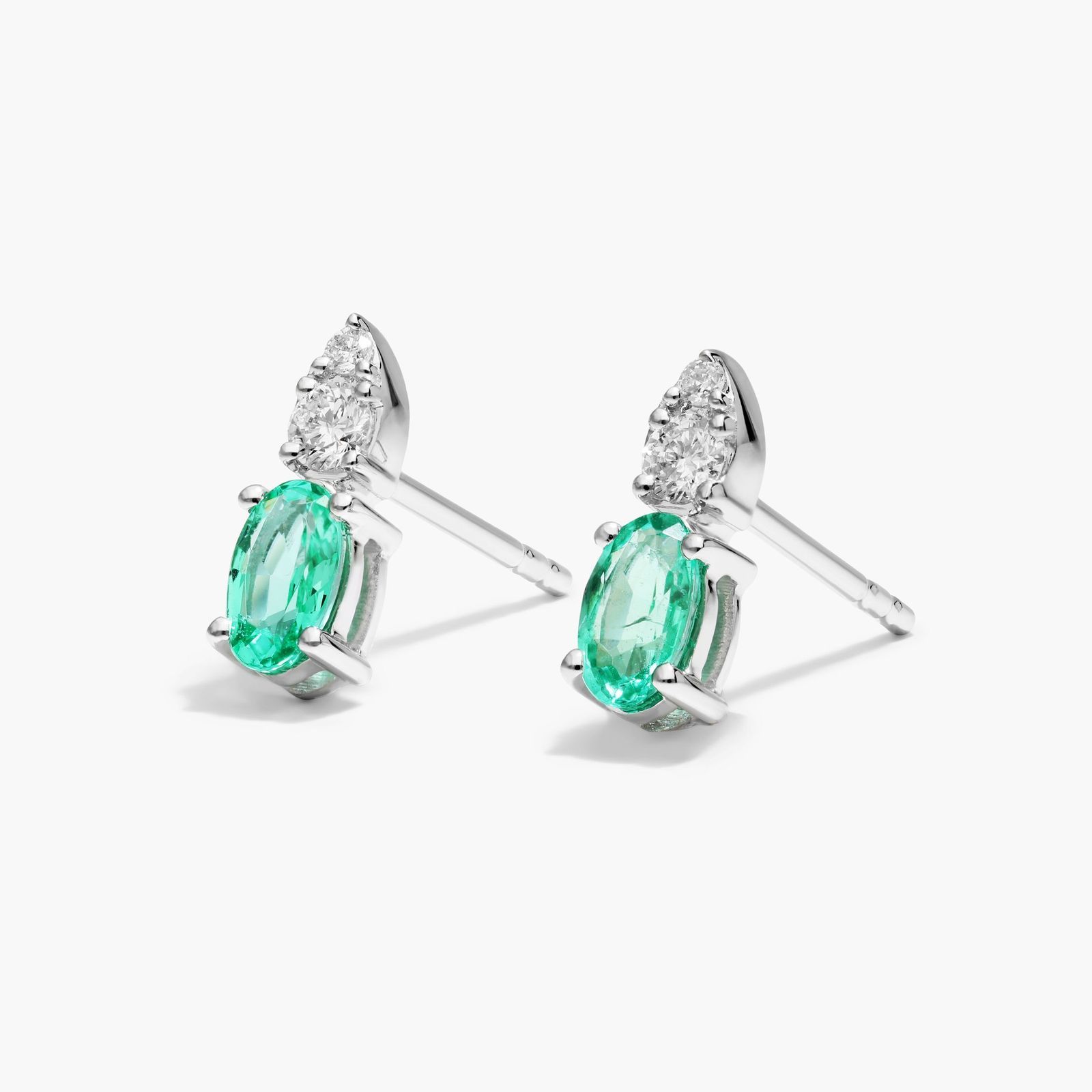 14K White Gold Emerald and Diamond Earring