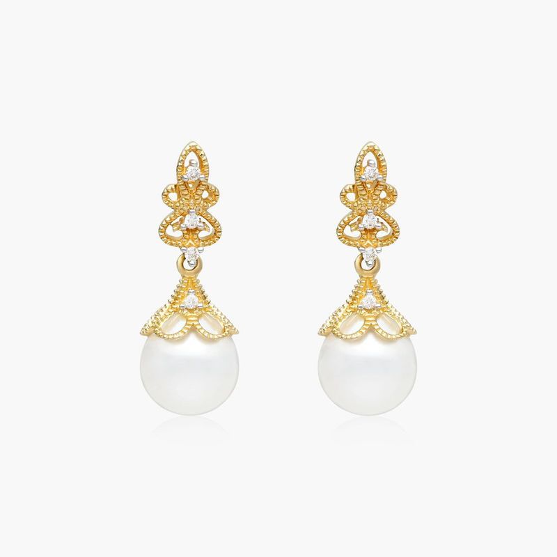 Vintage Inspired Cultured Freshwater Pearl And Diamond Drop Earrings In 14K Yellow Gold (9.0-9.5mm)