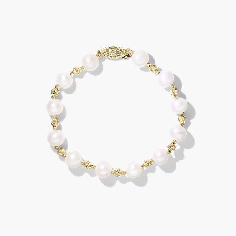 Freshwater Cultured Pearl and Textured Bead Bracelet In 14K Yellow Gold