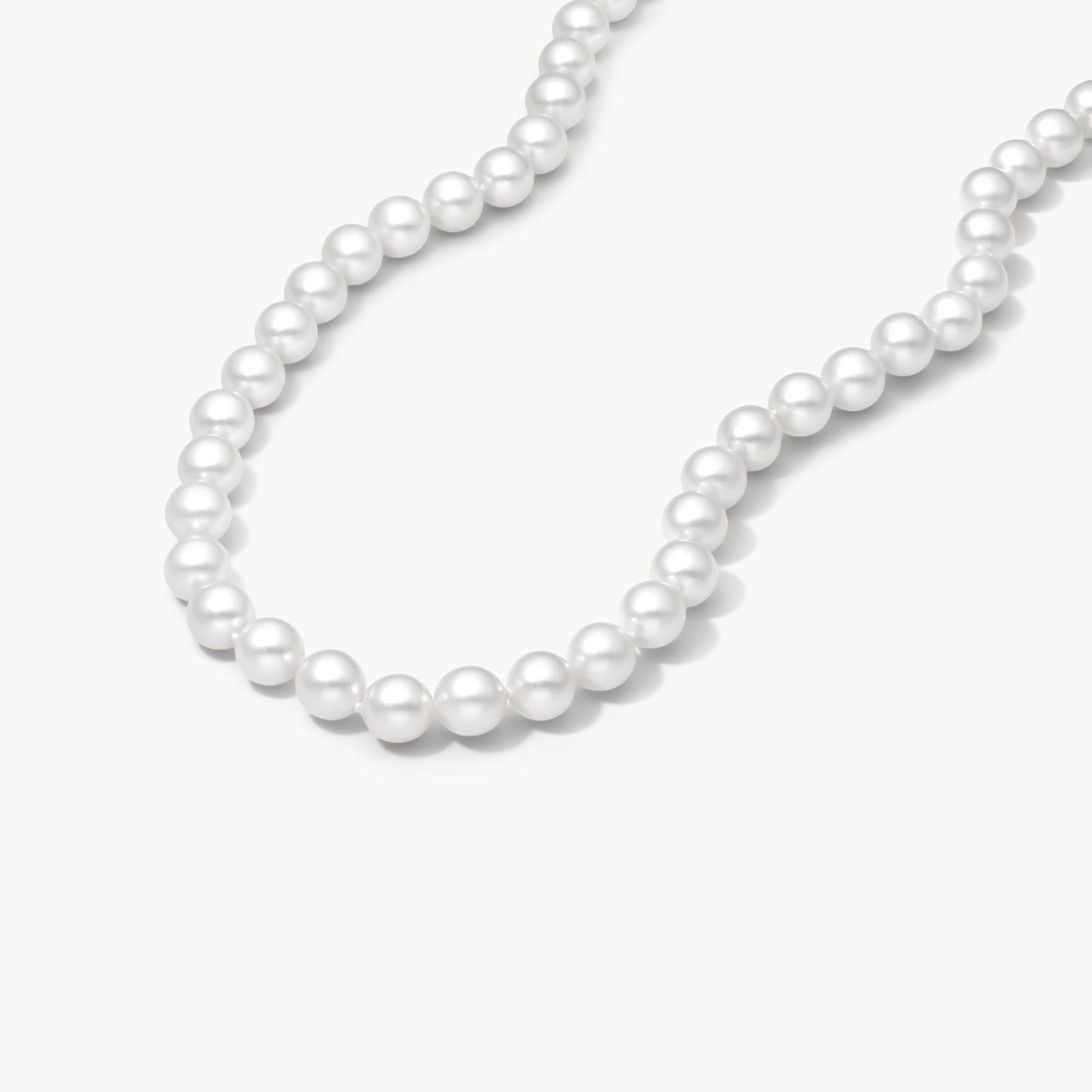 14K White Gold Akoya Cultured Pearl Ball Clasp 18" Necklace (8.0-8.5mm)