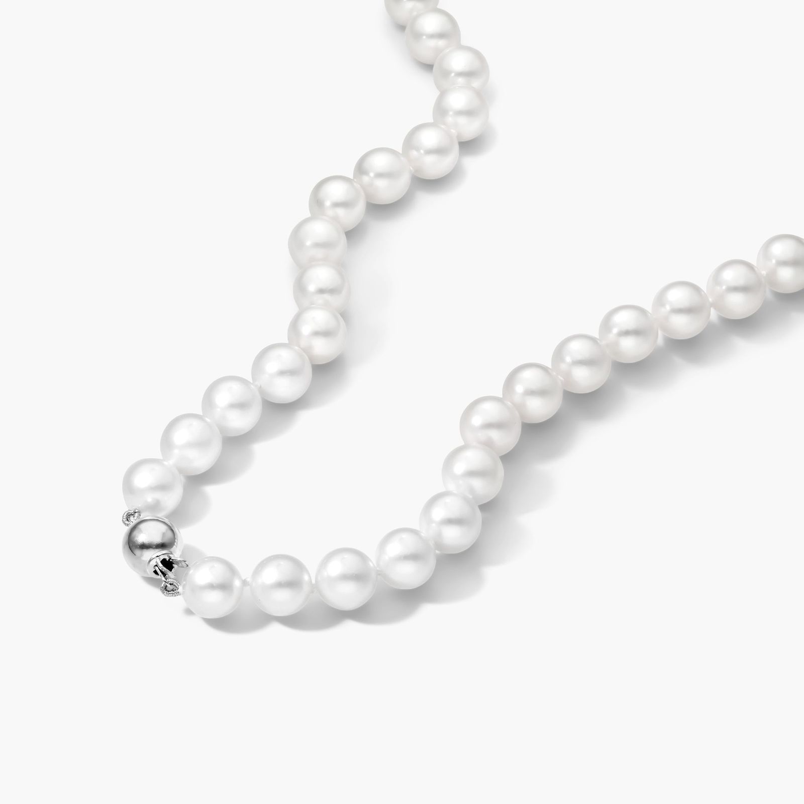 14K White Gold Akoya Cultured Pearl Ball Clasp 18" Necklace (8.0-8.5mm)