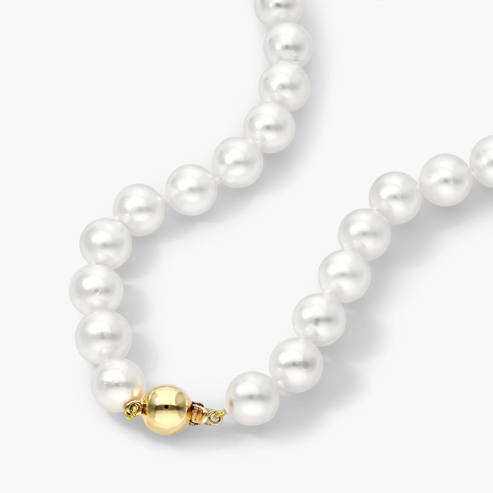 14K Yellow Gold Akoya Cultured Pearl Ball Clasp 18" Necklace (8.5-9.0mm)