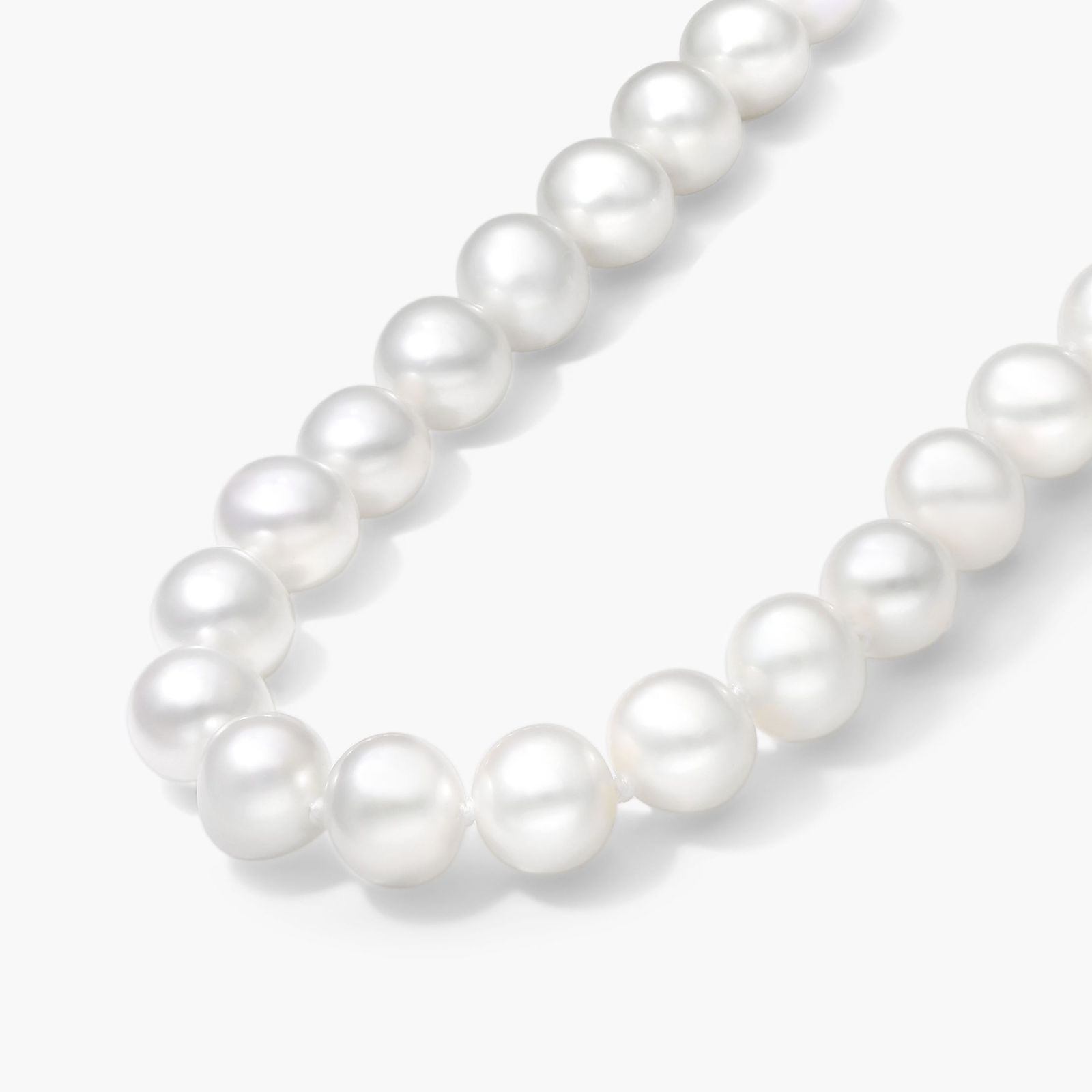 14K White Gold Freshwater Cultured Pearl Fish Clasp 18" Necklace (6.0-7.0mm)