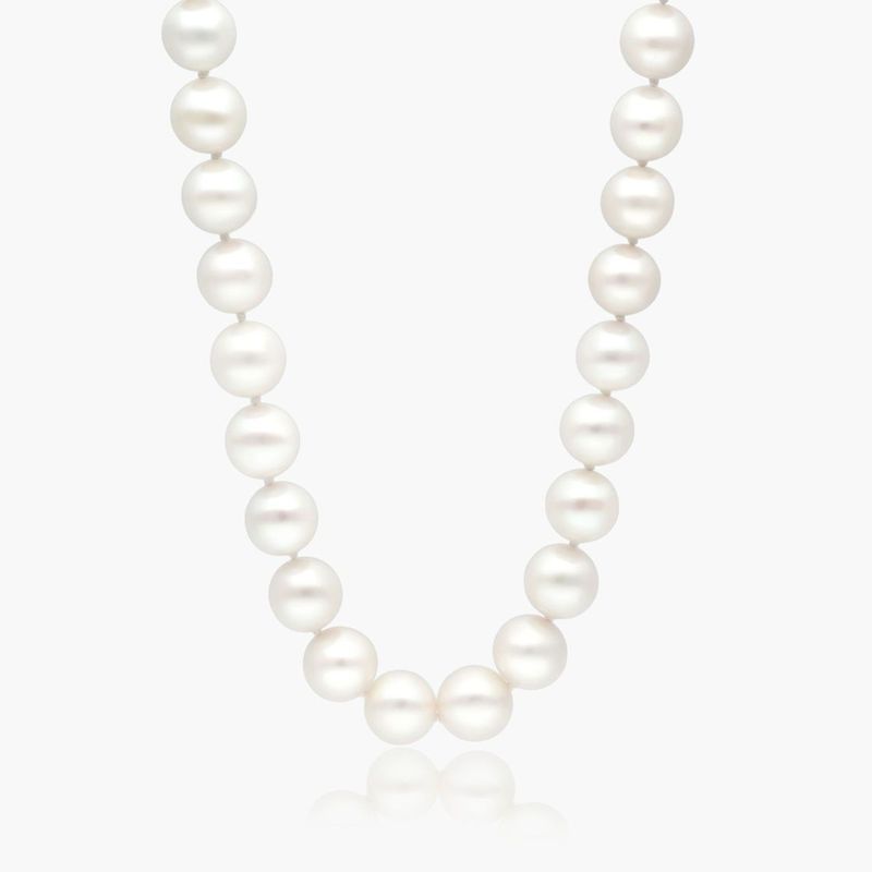 14K White Gold Freshwater Cultured Pearl Fish Clasp 18" Necklace (8.0-9.0mm)