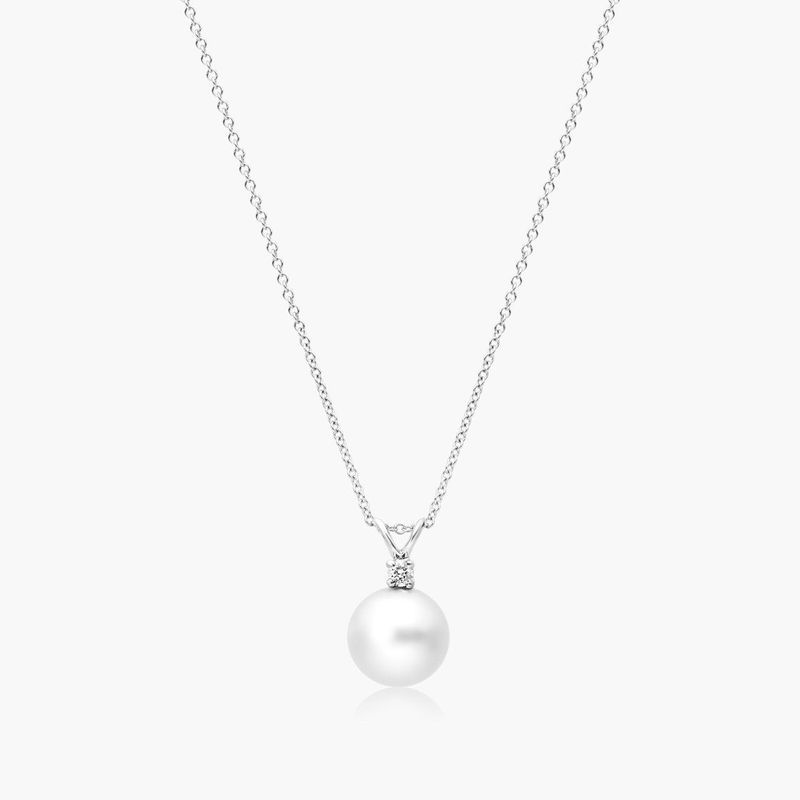 14K White Gold South Sea Cultured Pearl and Diamond Necklace (9.0-10.0mm)