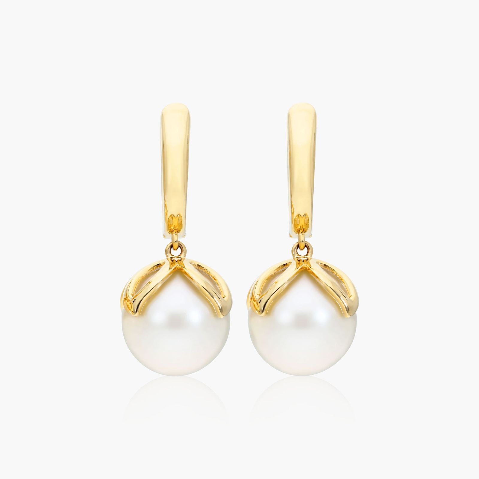 【HYERES LOR】SPARKLING 14K wave post Pearl earring HYERES LOR】SPARKLING 14K wave post Pearl earring