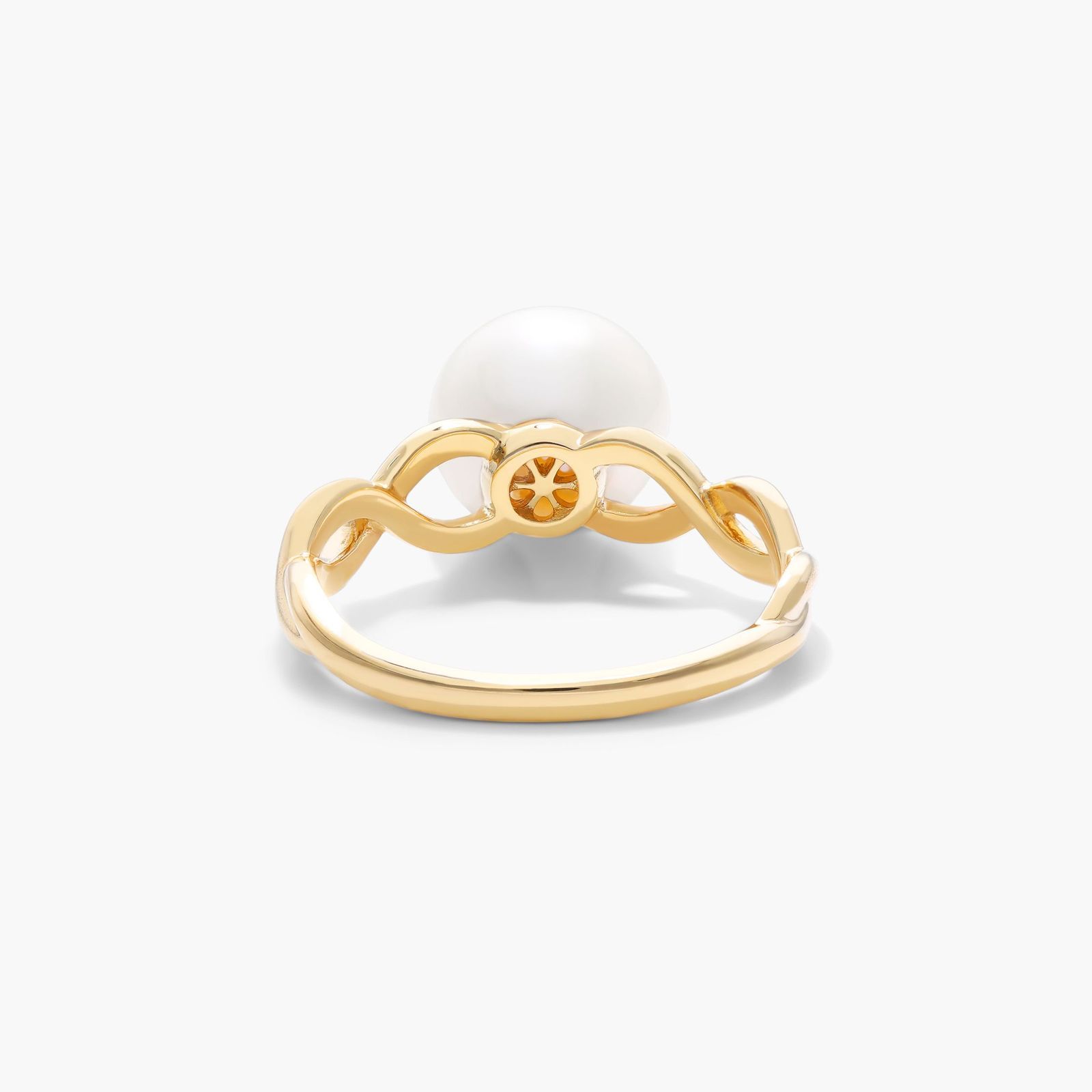 Freshwater Cultured Pearl Twist Ring In 14K Yellow Gold