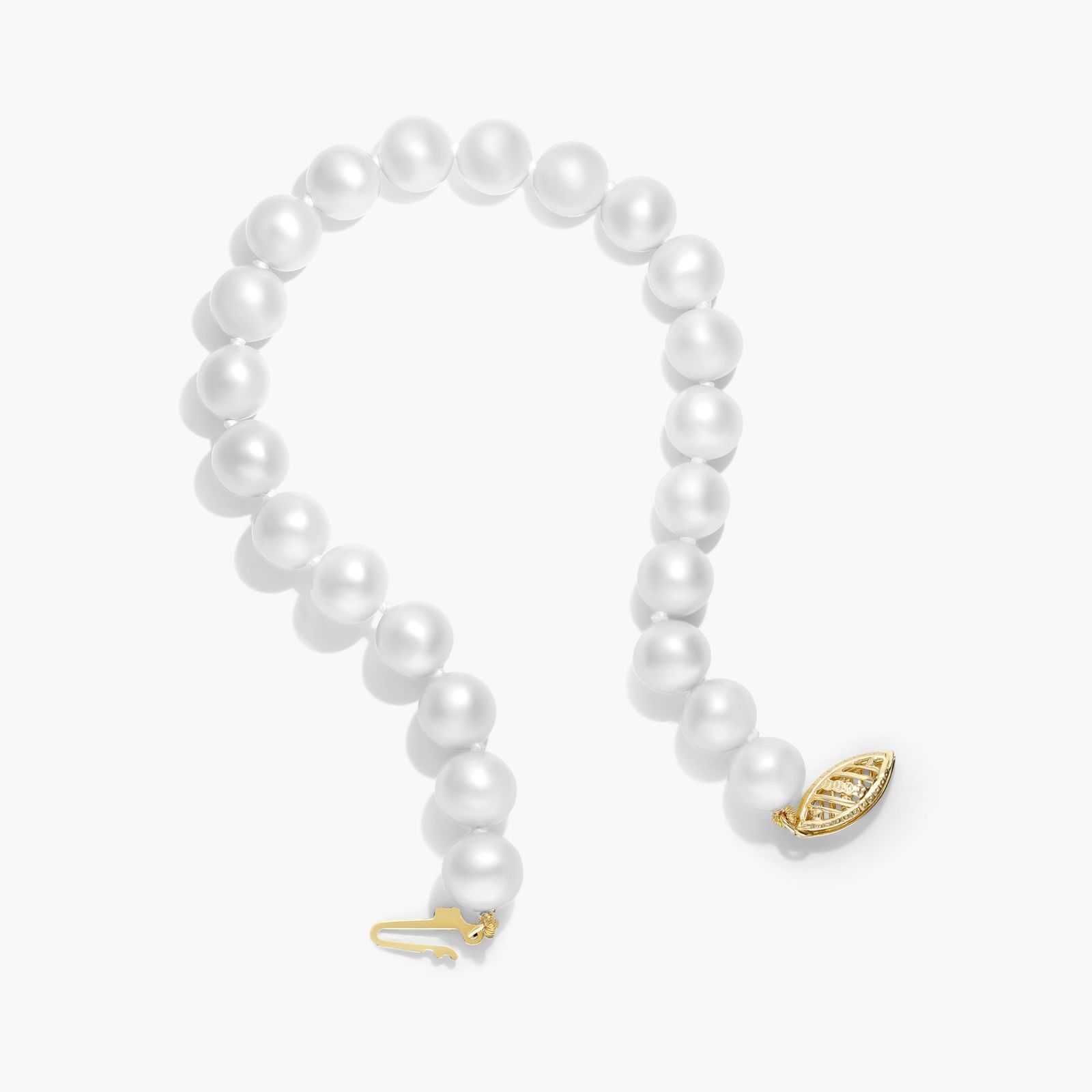 Freshwater Cultured Pearl Fish Clasp Bracelet In 14K Yellow Gold (7-8 mm)