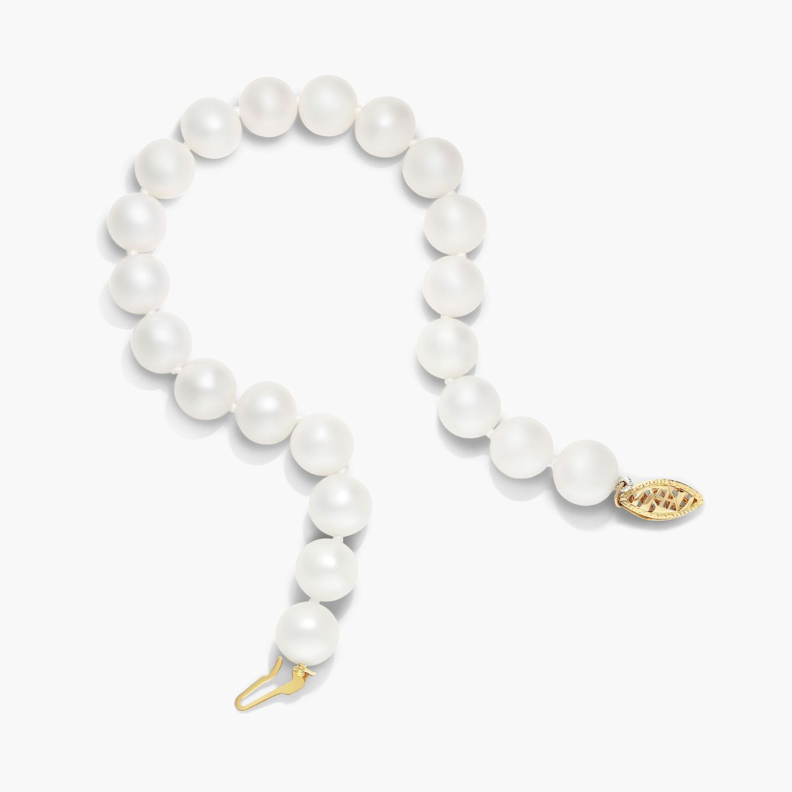 Freshwater Cultured Pearl Fish Clasp Bracelet In 14K Yellow Gold (8-9 mm)