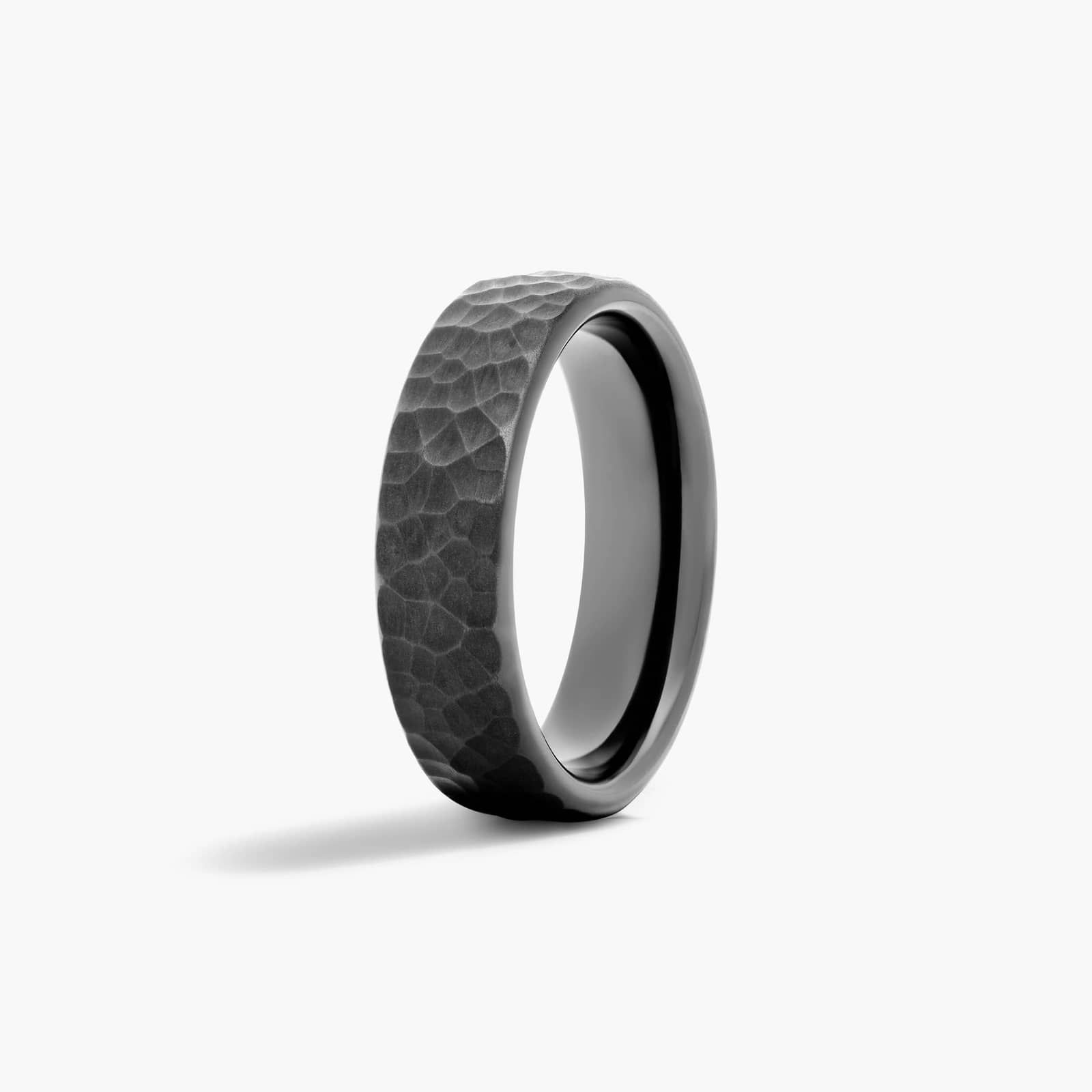 Comfort Fit Hammered Finish Men's Wedding Band In Black Titanium (6.50mm)