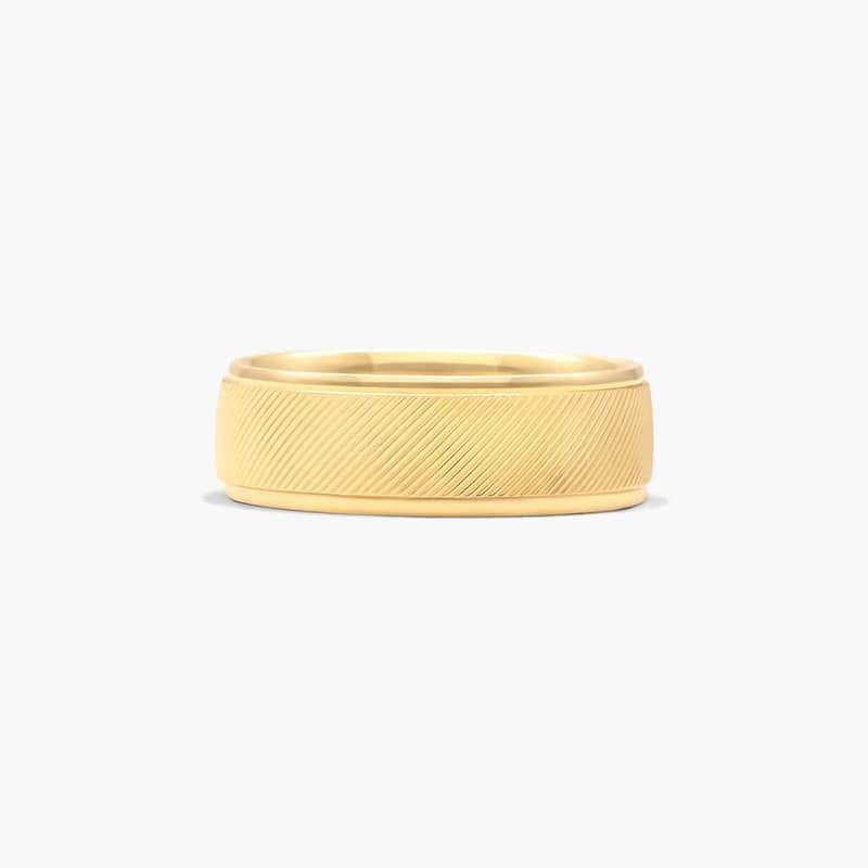 Oblique Design Men's Wedding Band In 14K Yellow Gold (7.00mm)
