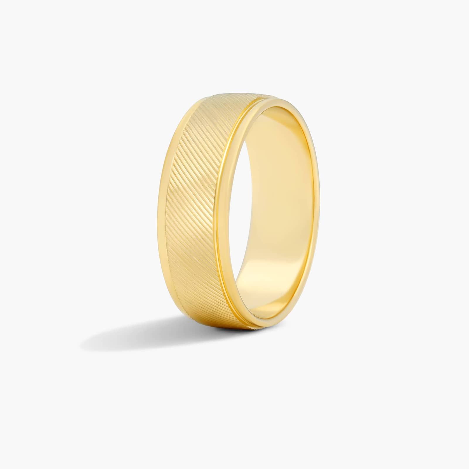 Oblique Design Men's Wedding Band In 14K Yellow Gold (7.00mm)