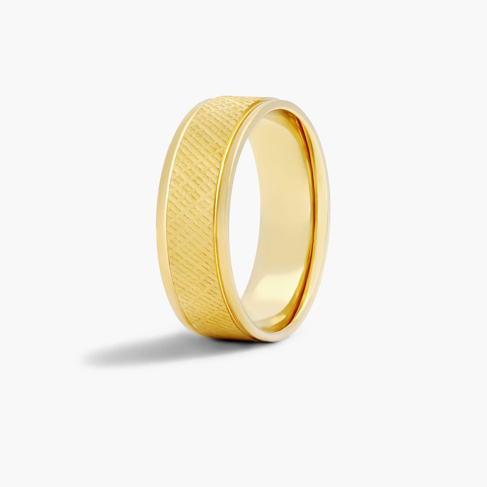 Cross Hatch Design Men's Wedding Band In 14K Yellow Gold (7.00mm)
