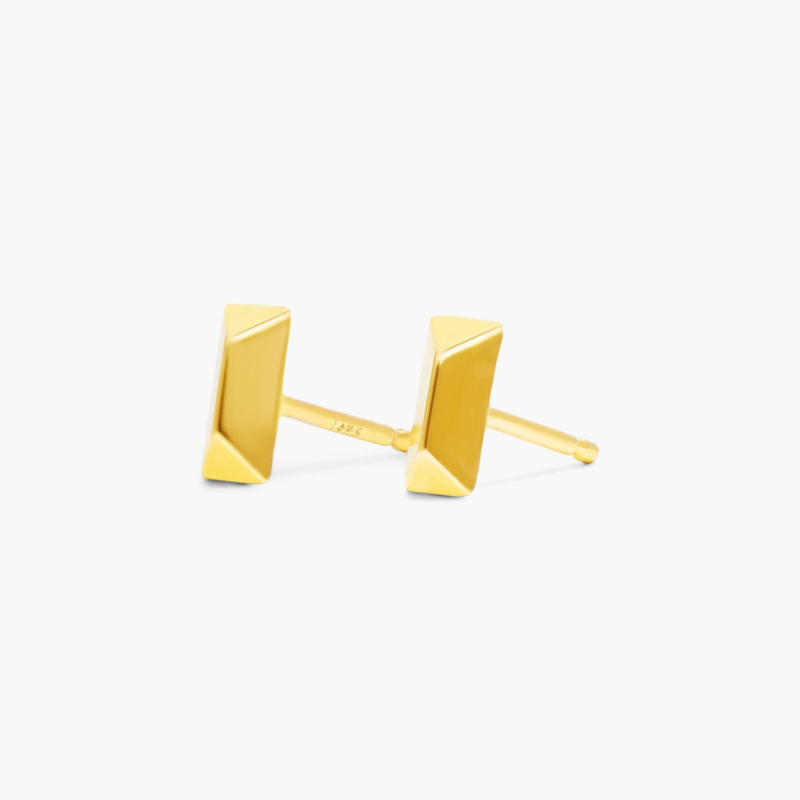 Elongated Pyramid Stud Earrings In 14K Yellow Gold