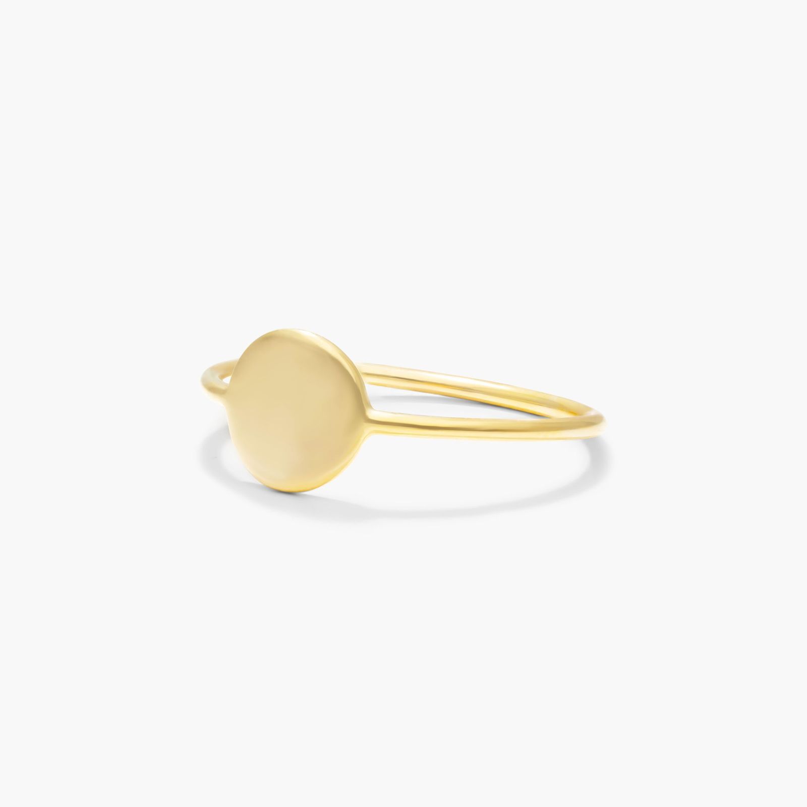 Disk Wire Ring In 14K Yellow Gold