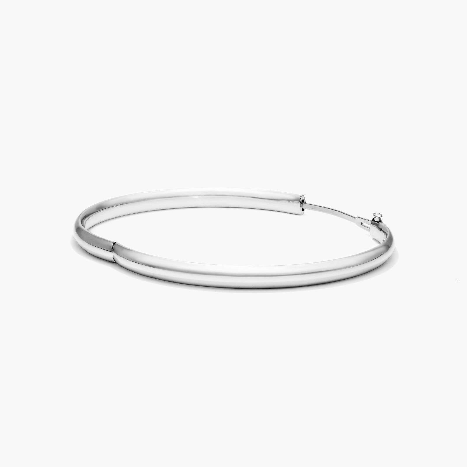 Polished Bangle Bracelet In 14K White Gold