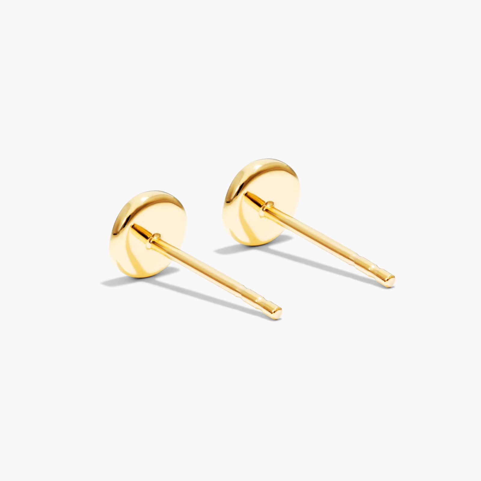 Black Enamel Round Stud Earrings In 14K Yellow Gold